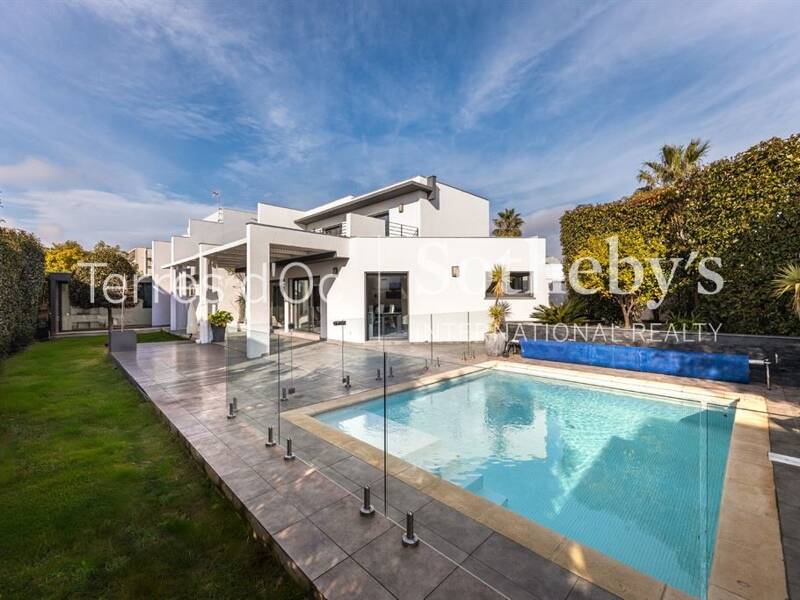 Maison à vendre, 170m², VILLENEUVE DE LA RAHO