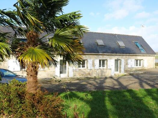 Maison à vendre 349 000 € 7 pièces 4 chambres 177 m² 1 359 m² de terrain Guengat 29180