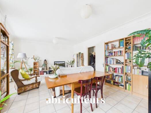 Appartement à vendre 208 000 € 3 pièces 2 chambres 105 m² Étage 1/1 Pont-Saint-Martin 44860