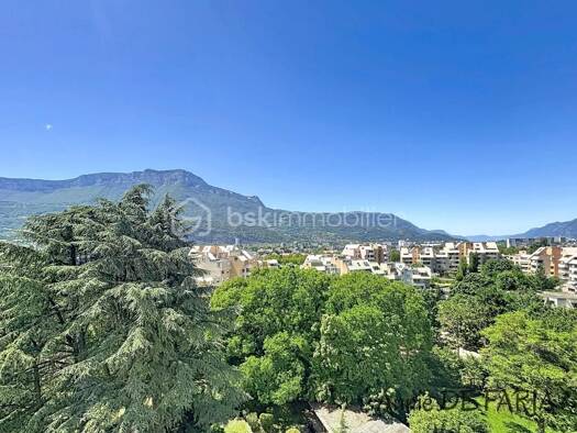 Appartement à vendre 119 000 € 4 pièces 3 chambres 87,89 m² Étage 7/10 Frange Verte-Commanderie Échirolles 38130