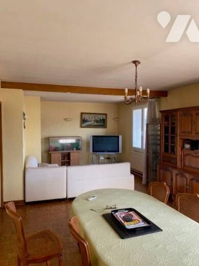 Appartement à vendre 166 000 € 4 pièces 3 chambres 90 m² RDC Guilherand Granges 07500