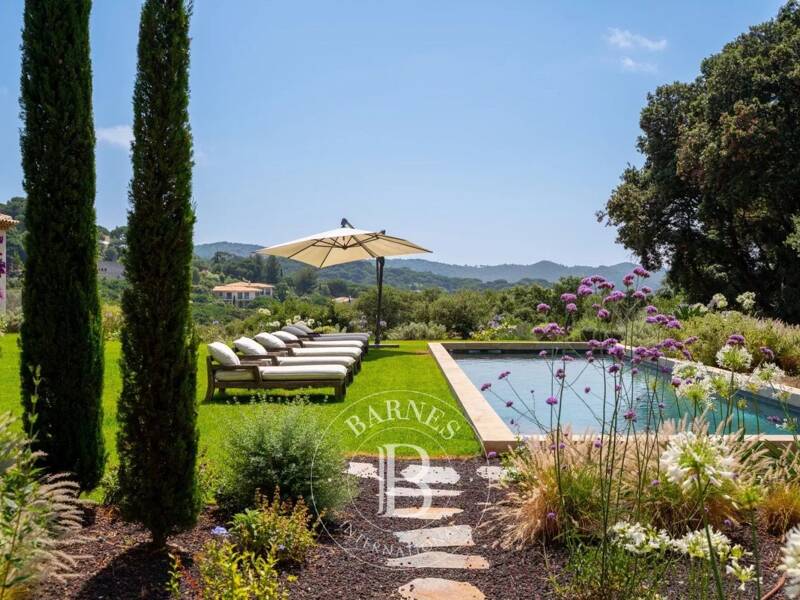 Maison à vendre, 352m², LA CROIX VALMER