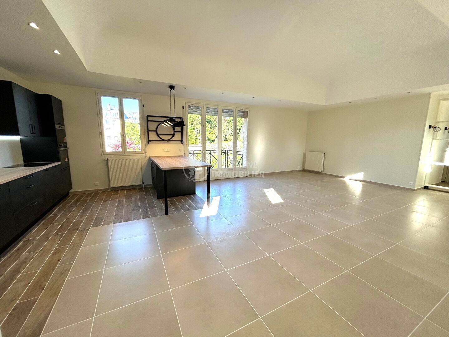 Maison à louer, 122m², VERSAILLES