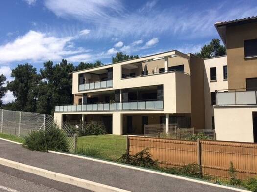 Appartement à louer - Première occupation 1 000 € 3 pièces 2 chambres 72,6 m² 2ème étage Châteauneuf-sur-Isère 26300