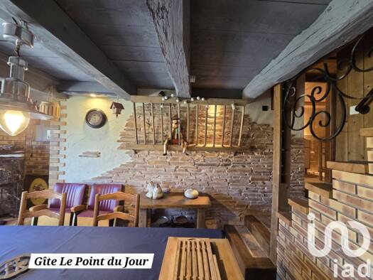Maison à vendre 397 000 € 20 pièces 8 chambres 344 m² 7 135 m² de terrain Docelles 88460