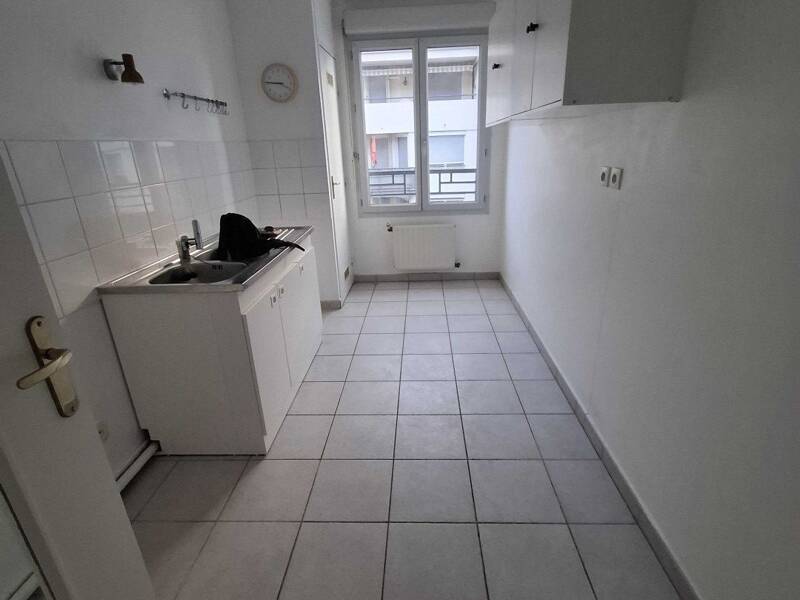 Maison à louer, 70m², LYON 8E