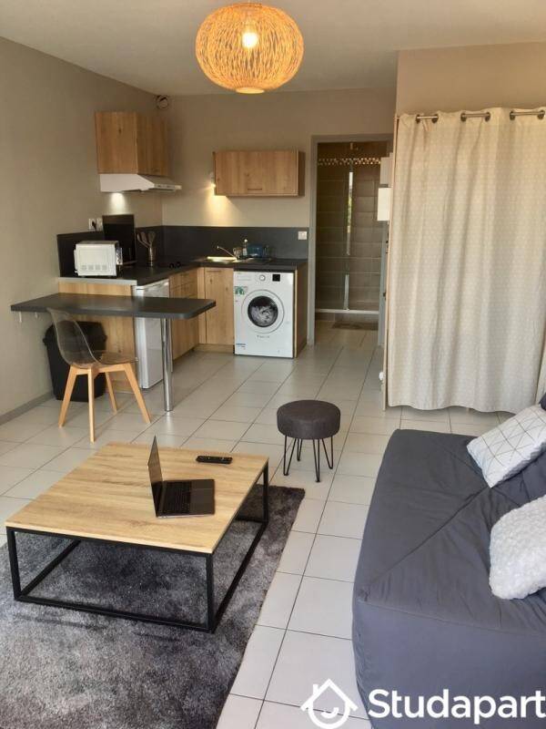 Maison à louer, 23m², PAU