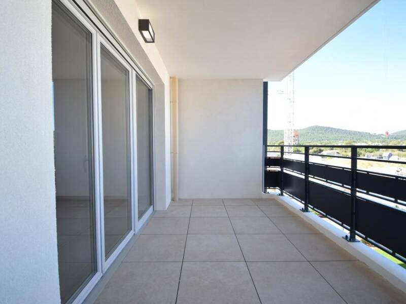 Maison à louer, 44m², HYERES
