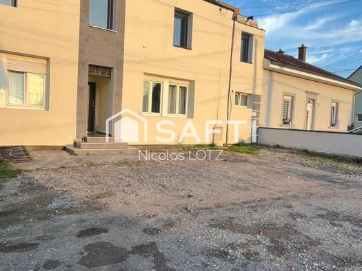 Immeuble à vendre 385 000 € 350 m² Ouest L'Hôpital 57490