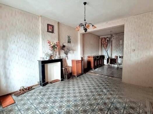 Maison à vendre 45 000 € 4 pièces 2 chambres 80 m² 359 m² de terrain Gare Hautmont 59330