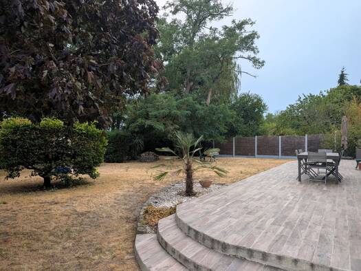 Maison à vendre 390 000 € 8 pièces 5 chambres 187 m² 1 197 m² de terrain Nord Est Chécy 45430