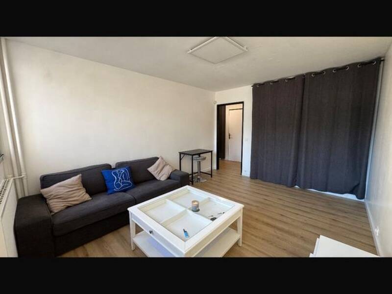 Maison à louer, 35m², SEVRES