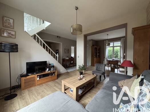 Maison de ville à vendre 275 000 € 6 pièces 3 chambres 141 m² 274 m² de terrain Saint Pol Arras 62000