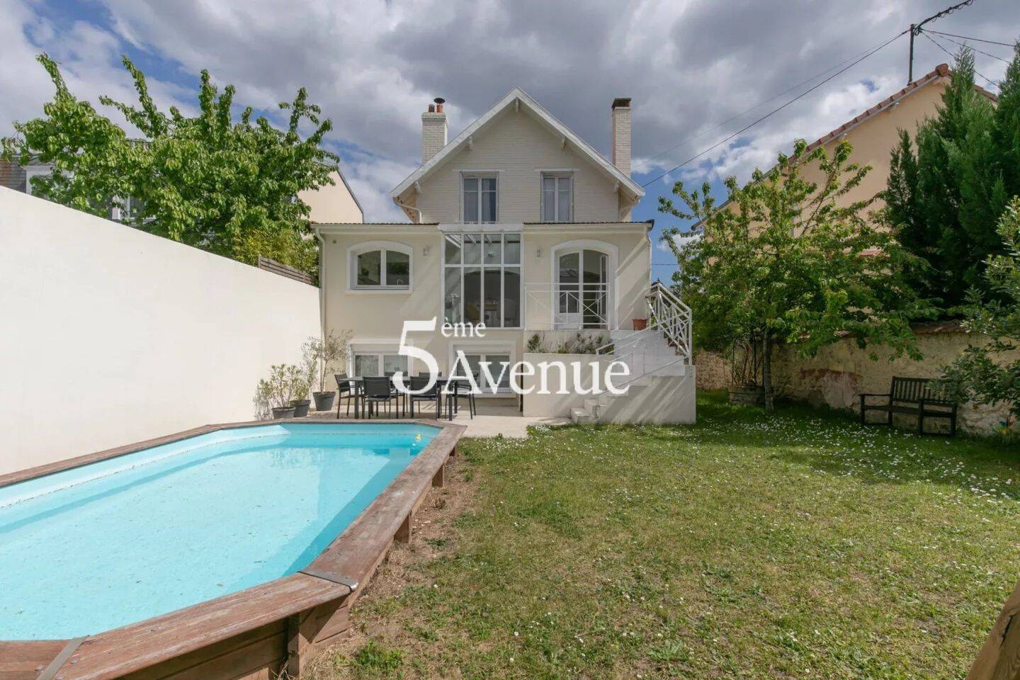 Maison à vendre, 173m², SAINT MAUR DES FOSSES