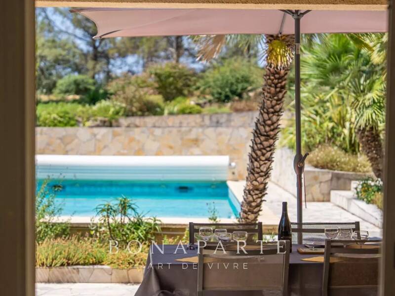 Maison à vendre, 220m², SAINT CLEMENT DE RIVIERE