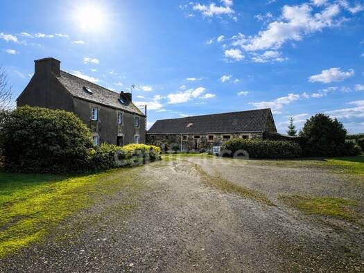 Ferme à vendre 164 000 € 4 pièces 2 chambres 86 m² 1 180 m² de terrain Ploudiry 29800