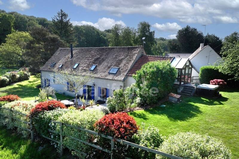 Maison à vendre, 215m², BRIIS SOUS FORGES