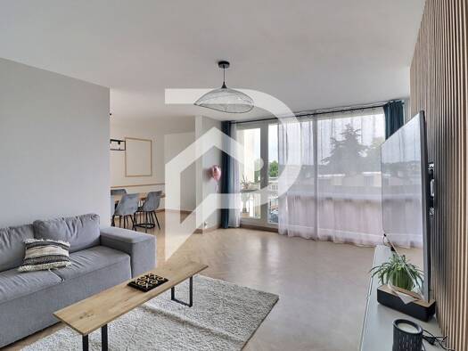 Appartement à vendre 229 000 € 5 pièces 3 chambres 95 m² Étage 1/4 La Raviniere Osny 95520