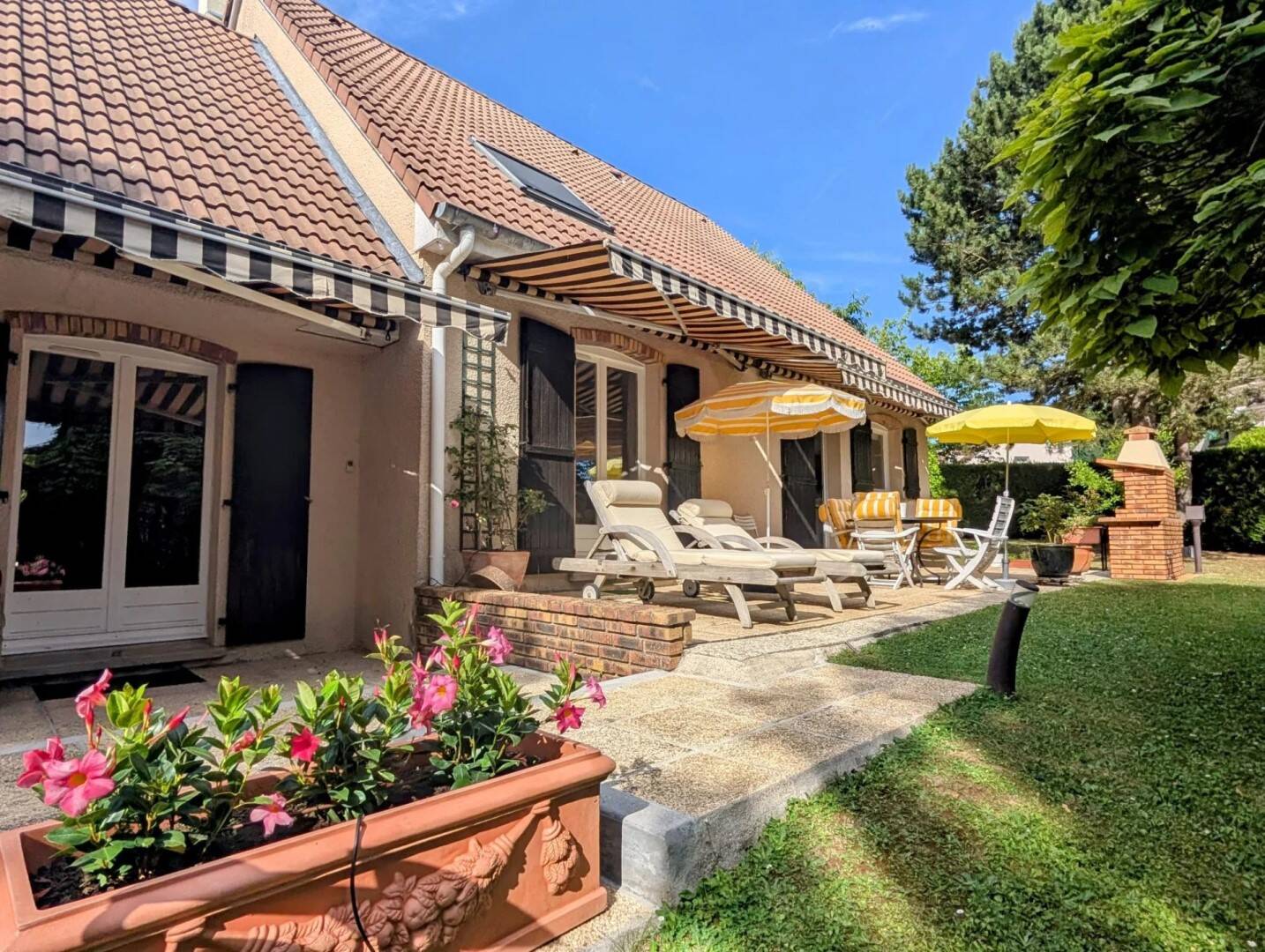 Maison à vendre, 246m², SAINT NOM LA BRETECHE