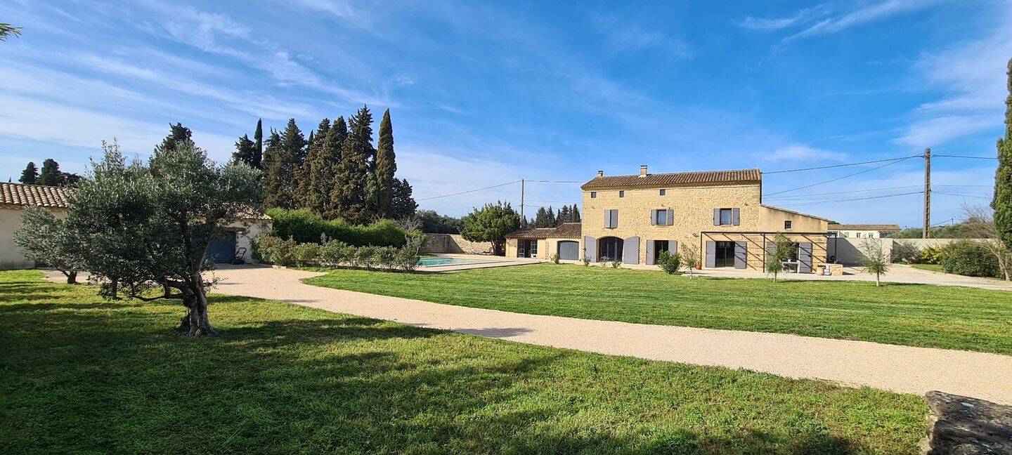 Maison à vendre, 192m², SAINT QUENTIN LA POTERIE