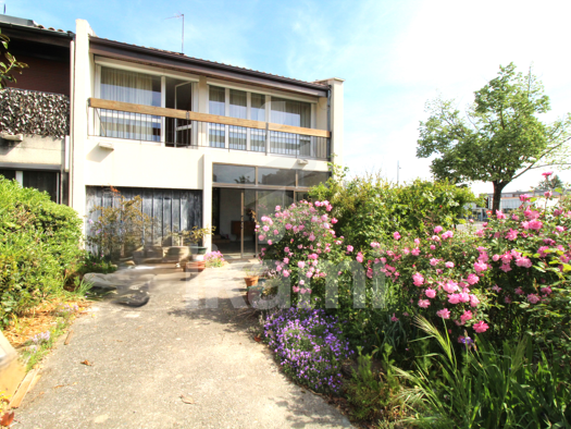Maison à vendre 185 000 € 5 pièces 3 chambres 100 m² 190 m² de terrain Grand Charran-Faventines Valence 26000