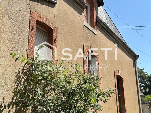 Maison à vendre 128 000 € 3 pièces 2 chambres 56 m² 39 m² de terrain Centre Ville Rive Droite Laval 53000