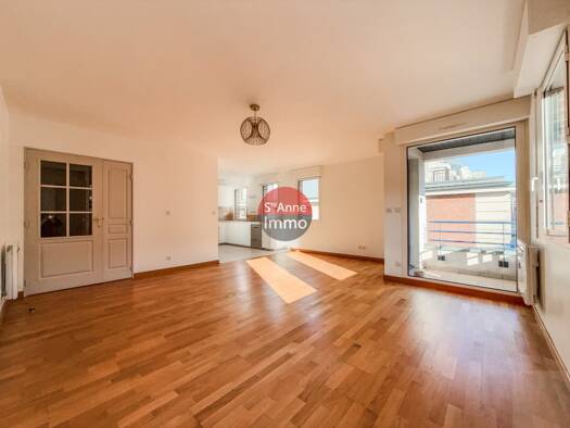 Appartement à vendre 368 000 € 4 pièces 3 chambres 84 m² Étage 2/3 Centre Ville Amiens 80000