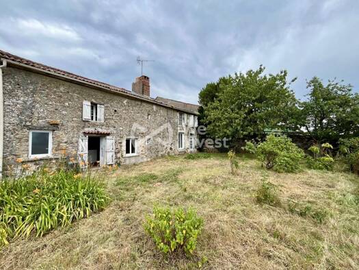 Maison à vendre 116 000 € 5 pièces 3 chambres 200 m² 465 m² de terrain Terval 85120