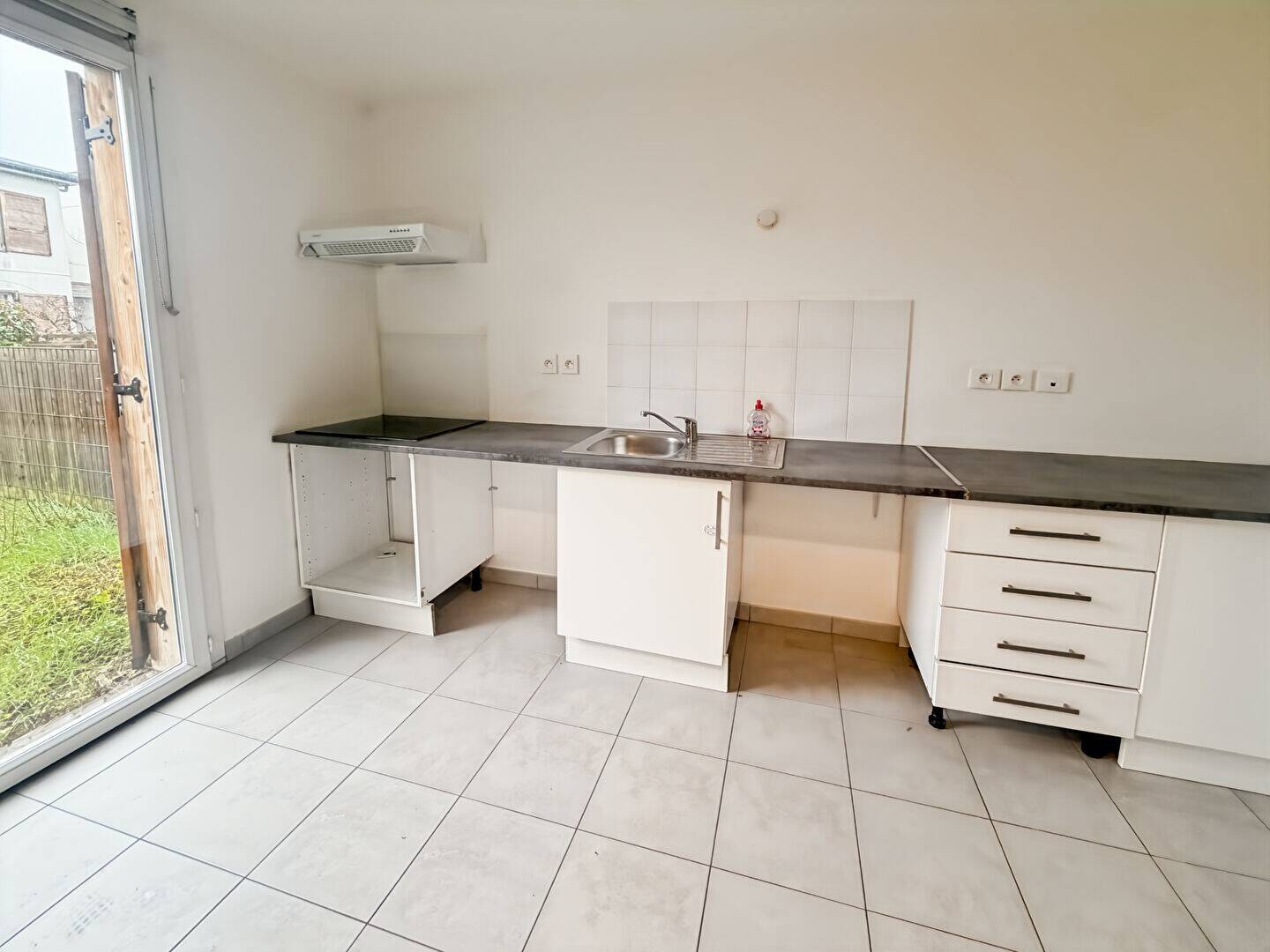 Maison à vendre, 77m², SAINTE GENEVIEVE DES BOIS