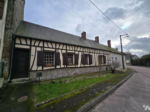 Maison à vendre 94 350 € 5 pièces 2 chambres 78 m² 1 675 m² de terrain Campneuseville 76340