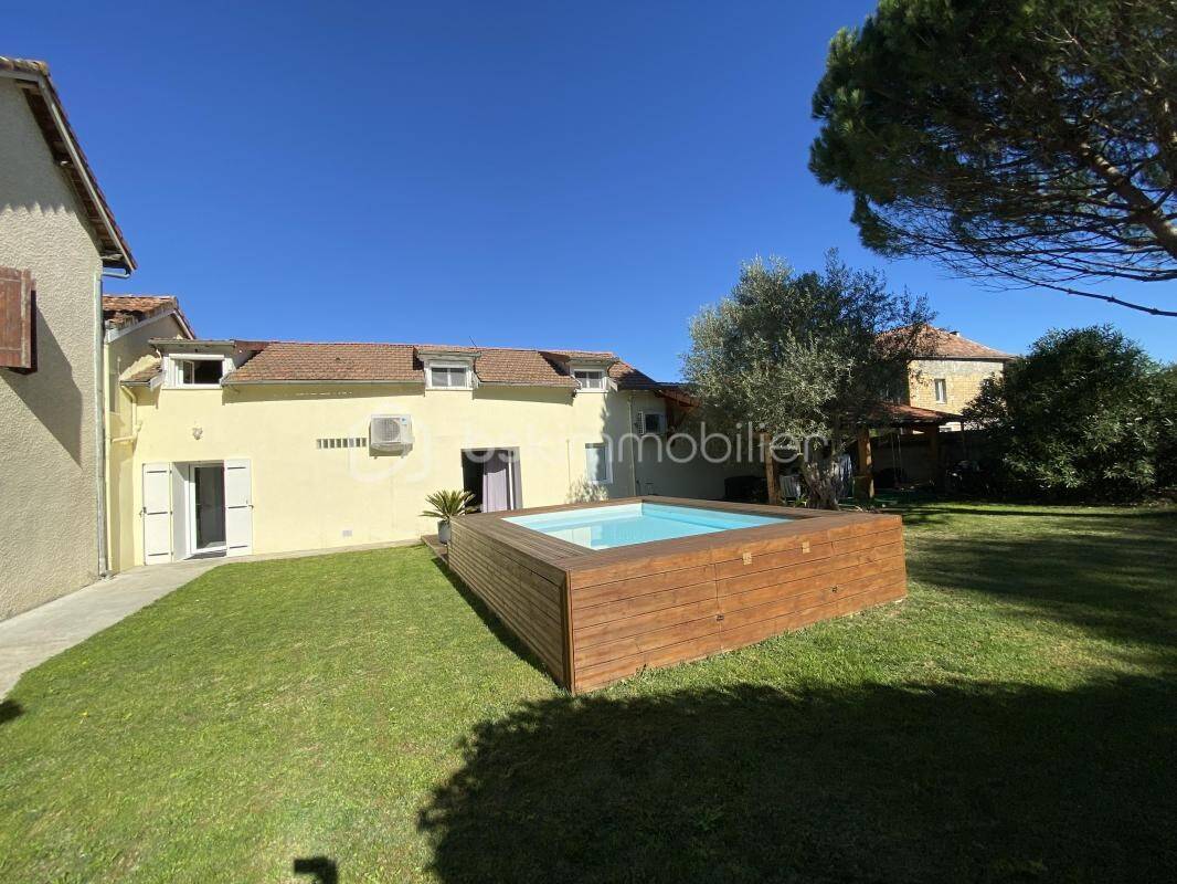 Maison à vendre, 145m², VILLECOMTAL SUR ARROS