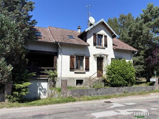 Maison à vendre 99 000 € 7 pièces 4 chambres 122 m² 768 m² de terrain Saulxures sur Moselotte 88290