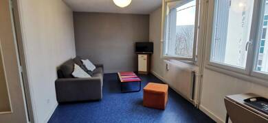 Appartement à louer 438 € 1 pièce 28 m² 3ème étage La Fontaine du Bac Clermont-Ferrand 63000