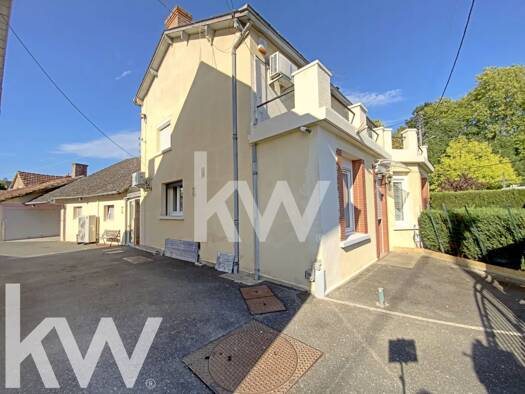 Maison en viager 50 200 € 10 pièces 9 chambres 233 m² 1 140 m² de terrain Neung-sur-Beuvron 41210