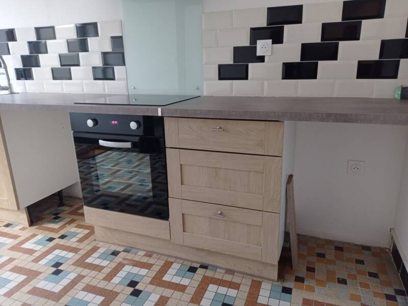 Maison à louer, 82m², LOUVIGNE DU DESERT