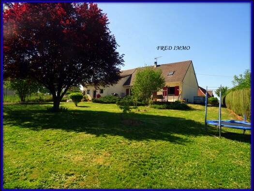 Maison à vendre 252 650 € 5 pièces 4 chambres 130 m² 6 878 m² de terrain Espaubourg 60650