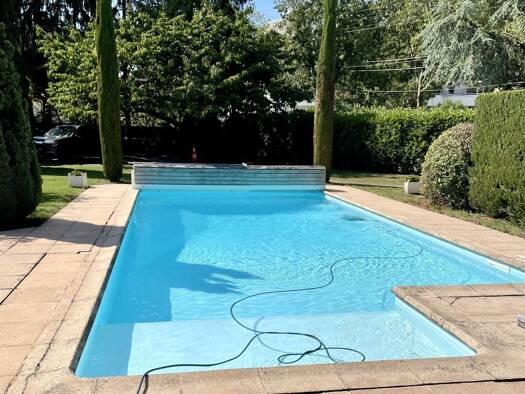 Colocation à louer 1 080 € 1 pièce 540 m² 1er étage Centre Annemasse 74100