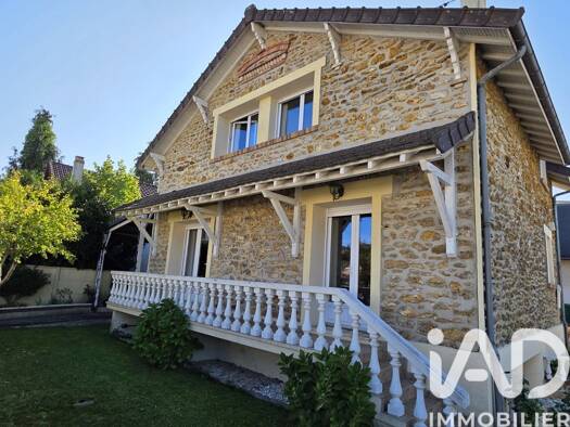 Maison à vendre 380 000 € 5 pièces 3 chambres 115 m² 366 m² de terrain Maurouard-Docteur Roux Livry-Gargan 93190