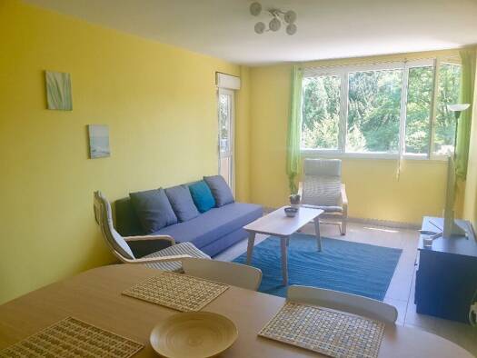 Colocation à louer 450 € 4 pièces 3 chambres 77,1 m² 1er étage Centre Ville Mérignac 33700