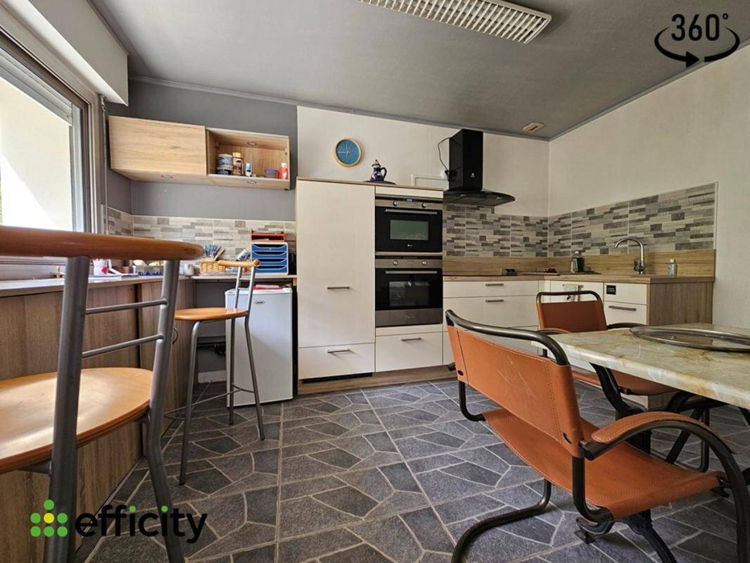 Maison à vendre, 111m², MARTIGNE FERCHAUD