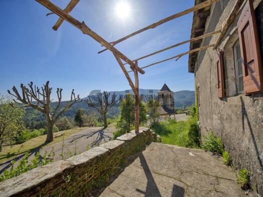 Ferme à vendre 175 000 € 5 pièces 2 chambres 200 m² 850 m² de terrain Ponteils-et-Brésis 30450