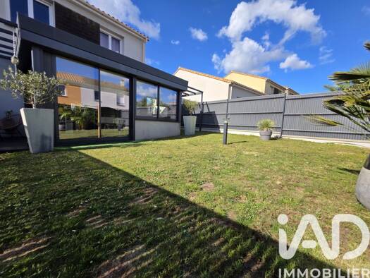 Maison à vendre 279 500 € 4 pièces 3 chambres 92,5 m² 231 m² de terrain Le Loroux-Bottereau 44430
