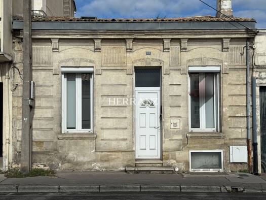 Maison à vendre 249 000 € 4 pièces 3 chambres 103 m² 770 m² de terrain Avenue-Foch la Ganne Libourne 33500