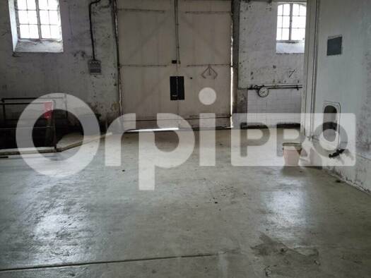 Entrepôt à louer 1 875 € 450 m² d'espace de stockage Épernay 51200