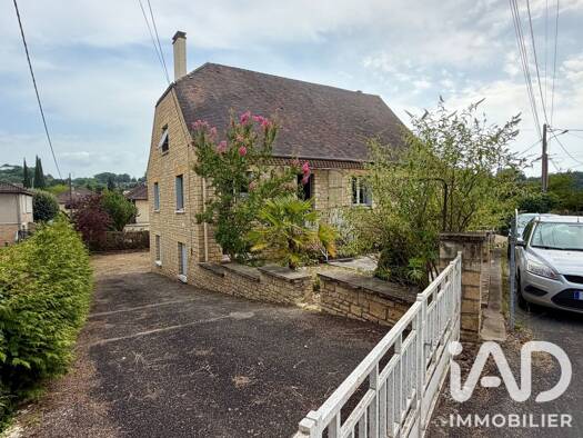 Maison à vendre 245 000 € 5 pièces 4 chambres 158 m² 530 m² de terrain La Cadena-La Villenie Sarlat-la-Canéda 24200