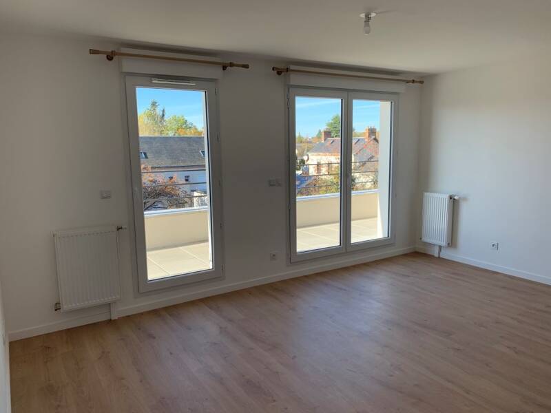 Maison à louer, 60m², SAINT JEAN DE BRAYE