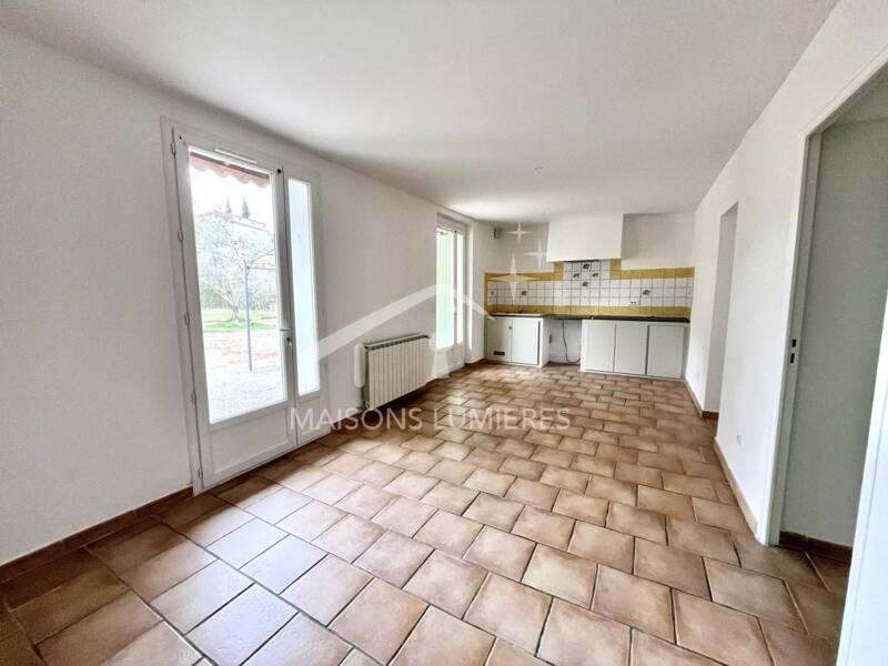 Maison à louer, 66m², APT