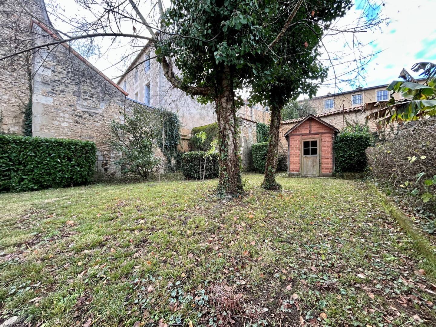 Maison à vendre, 220m², POITIERS