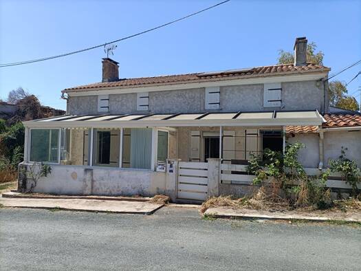 Maison à vendre 169 500 € 4 pièces 2 chambres 93,49 m² 1 455 m² de terrain Bords 17430