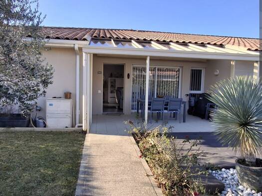 Maison de plain-pied à vendre 315 000 € 3 pièces 2 chambres 85 m² Cavillargues 30330